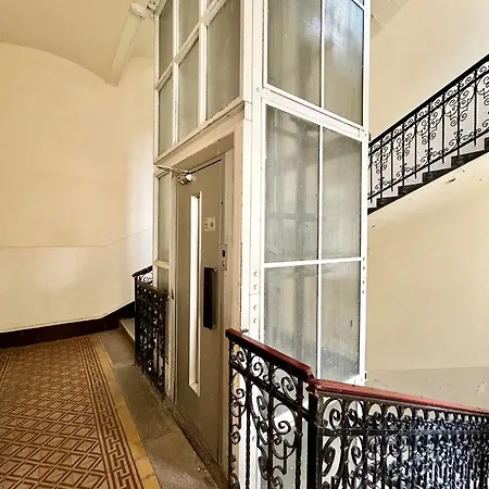 Apartment Basilica Centre